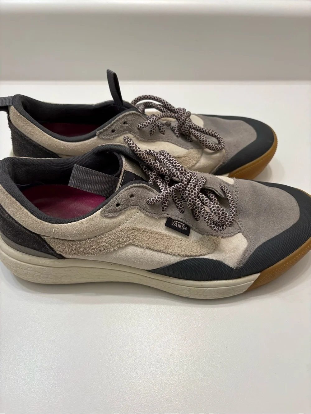 Vans Ultrarange Men's Size 6.5 / Woman’s 8 Comfort Shoes Low-Top Sneakers